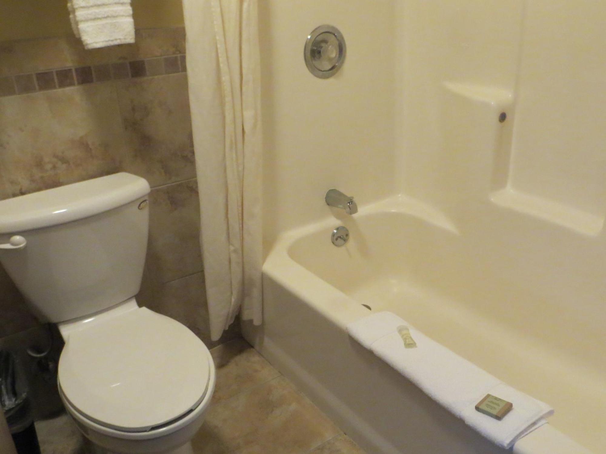 Super 8 By Wyndham Hudson Hotel Kamer foto