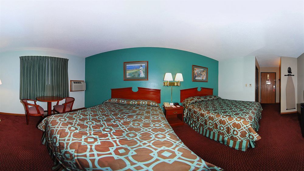 Super 8 By Wyndham Hudson Hotel Buitenkant foto